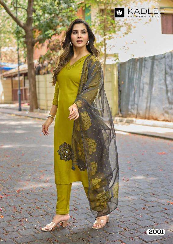 Kadlee trisha Bulk kurti buying in Bhavnagar