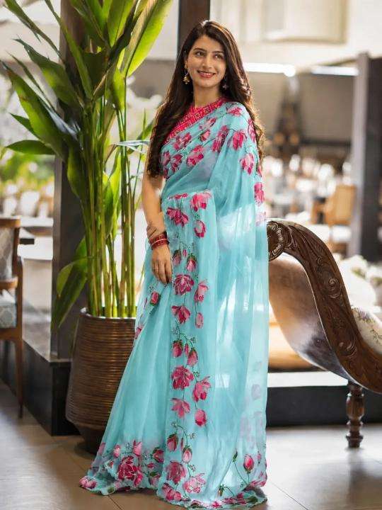 Svara Saree wholesalers in Chhota Udaipur