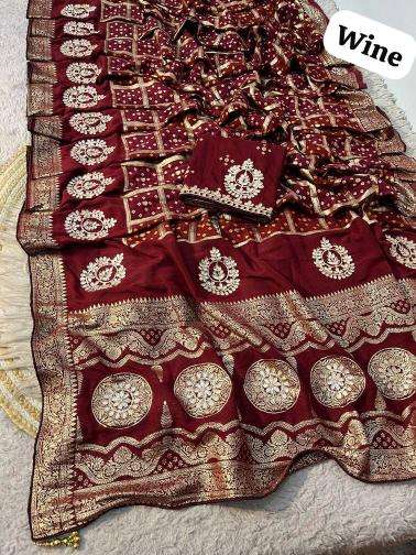 Vinayak Aravalli wholesale saree market