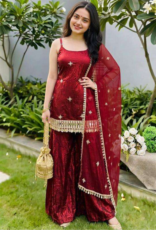 90s fashion Ethnic wear market in Tapi
