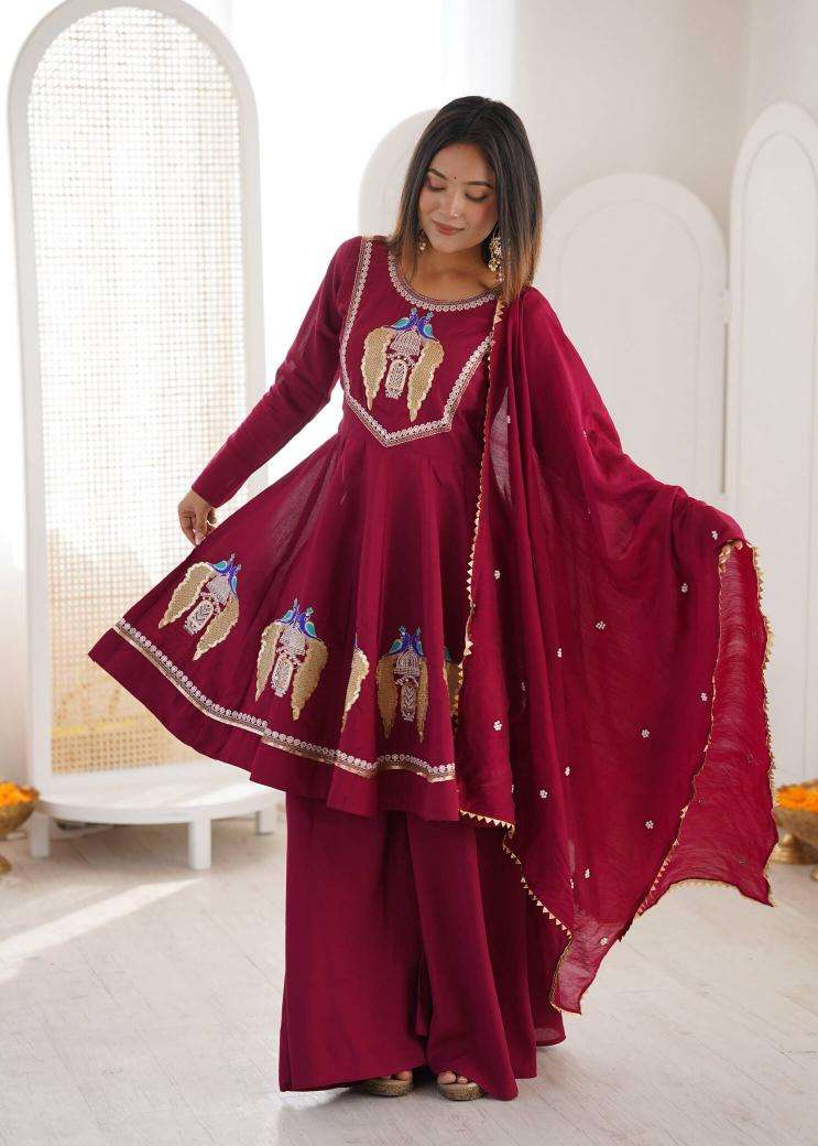 90s fashion NSR-916  Kurti suppliers in Tapi