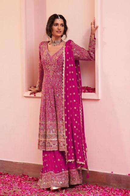 Gulkayra saira Wholesale kurti suppliers in Ahmedabad