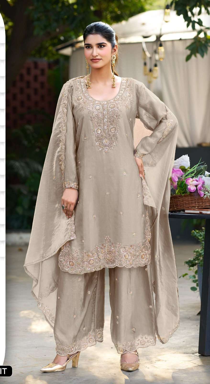 Khas 441  wholesale kurti market in ahmedabad with price